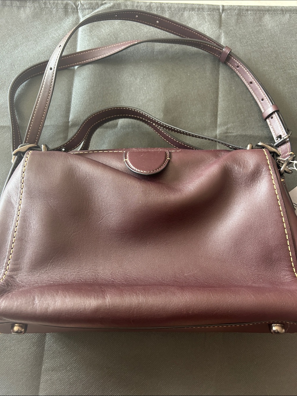 Coach Leather Shoulder Bag in Burgundy